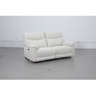 Dvivietė sofa su elektriniais reglaineriais 51197M, šviesiai pilka Dvivietė sofa su elektriniais reglaineriais 51197M, šviesiai pilka